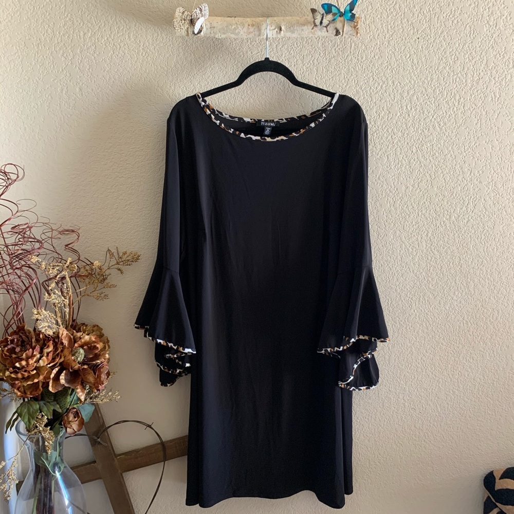 Roz & Ali Black Dress Bell Sleeves Animal Print